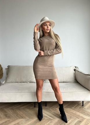 Сукня жіноча