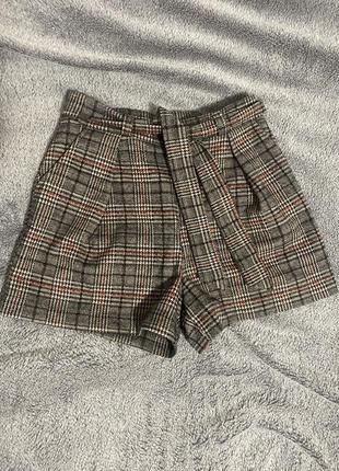 Шорти s
