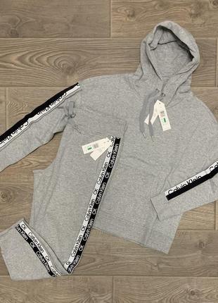 Костюм спортивний calvin klein р.  м/38/40, l/40/12 - l/42/14