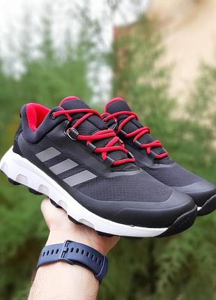 Adidas terrex climaproof чёрные с красным низкие