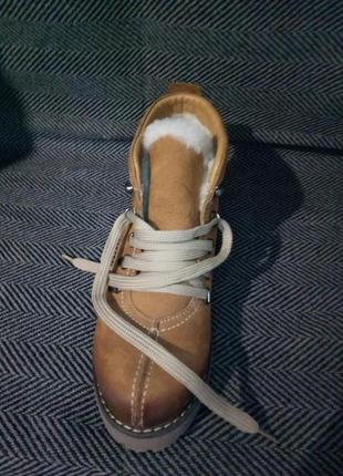 Жіночі руді черевики на шнурках зима8 фото