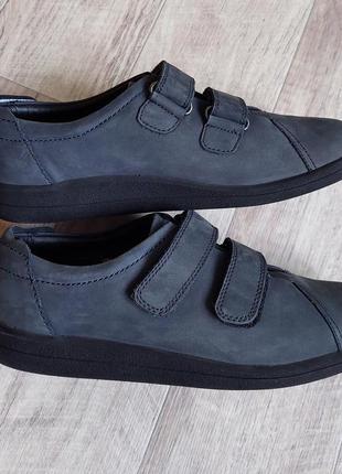 Шкіряні туфлі clarks, 39 розмір