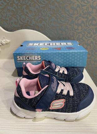 Кроссовки легкие skechers