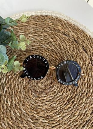 Набір стильних сонячних окулярів золото чорні6 фото