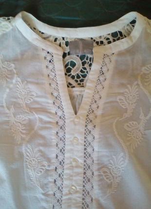Прекрасна блузка з вишивкою!!!