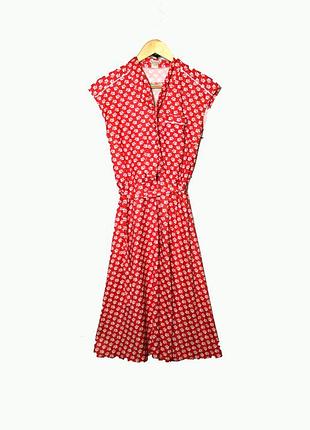 Красное платье миди с галстуком в стиле 60-х .