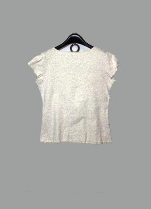 Нежная бежевая футболка с вышивкой, бисером и пайетками3 фото