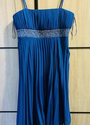 Качественное, дорогое платье. размер 42