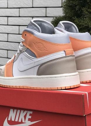 Кроссовки nike air jordan 1 retro white grey peach3 фото