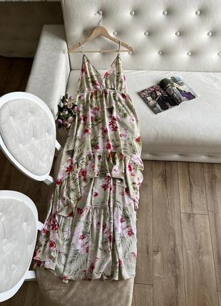 Оливковое платье с удлиненным шлейфом1 фото