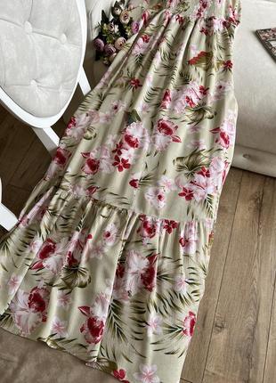 Оливковое платье с удлиненным шлейфом8 фото