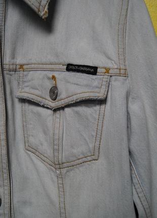 Джинсовая куртка с фабричными потертостями8 фото