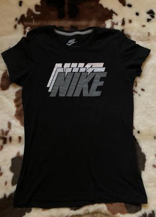 Спортивная футболка nike1 фото