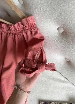 Легесенка блузка со спущенными плечами грельно розового цвета5 фото