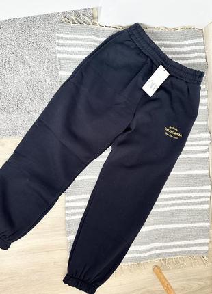 Теплые синие брюки-джоггеры с вышитой надписью california zara утепленные спортивные штаны на флисе зара7 фото