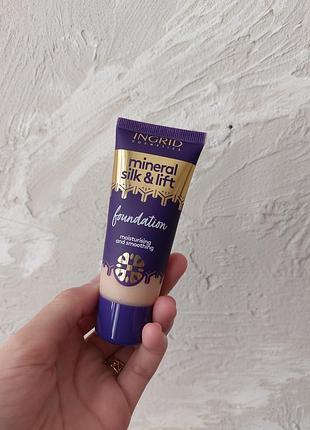 Тональний крем ingrid cosmetics з uv фільтром