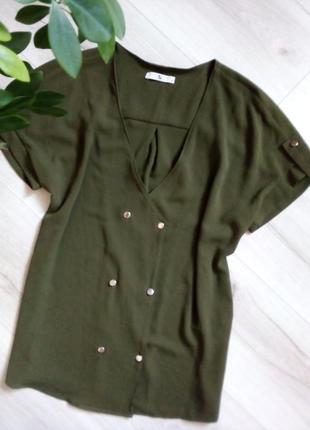 Блуза цвета хаки стильная лаконичная4 фото