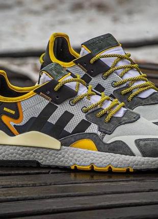 Кросівки adidas nite jogger boost core black yellow dark grey5 фото