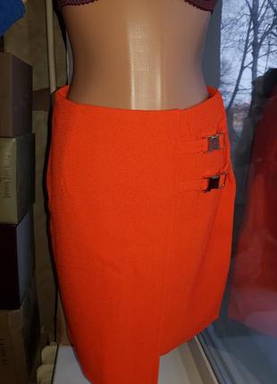 Яркая оранжевая мини-юбка с замочками missguided 32063 фото