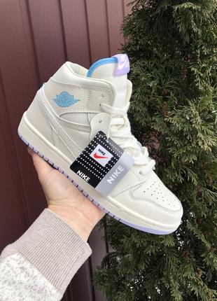 Кроссовки nike air jordan 1 retro cream blue