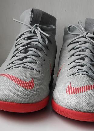 Кросівки nike 4