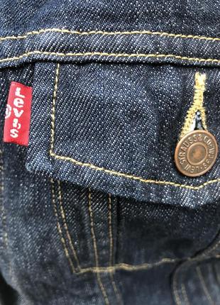 Курточка levi’s2 фото