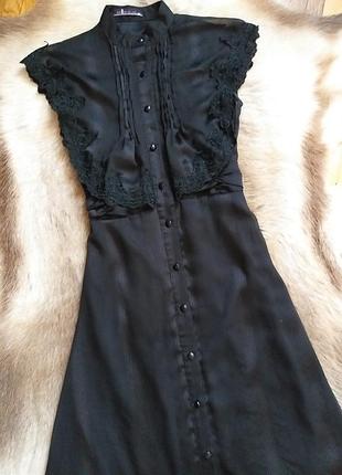 Сукня з мереживом