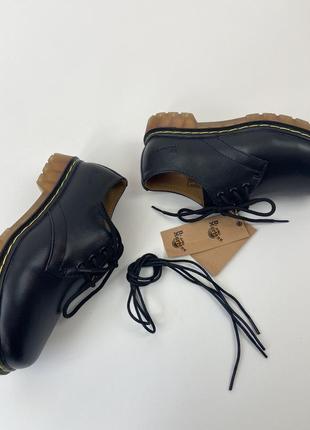 Круті класичні чорні туфлі від dr martens4 фото