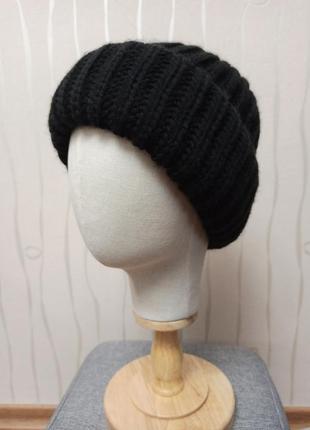 Новая теплая шерстяная шерсть вязаная шапка с ярлыком черная1 фото