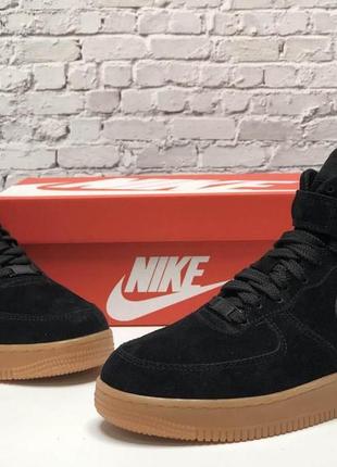 Зимние кроссовки на меху черного цвета air force 1 mid black gum (найк аир форс зимние на меху)(40-45)  413 фото