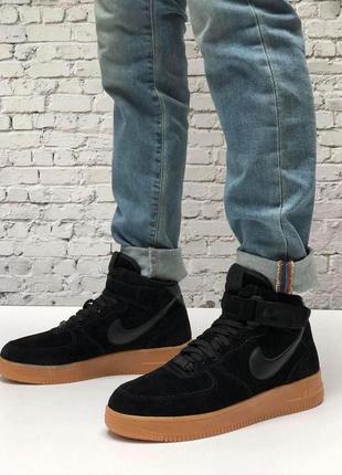 Зимние кроссовки на меху черного цвета air force 1 mid black gum (найк аир форс зимние на меху)(40-45)  418 фото