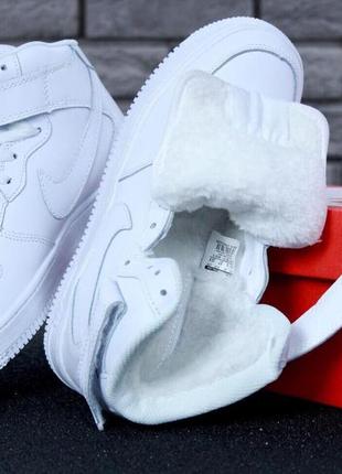 Зимние кожаные кроссовки с мехом nike air force 1 high white winter 389 фото