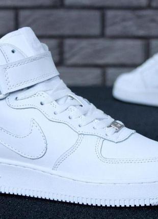 Зимние кожаные кроссовки с мехом nike air force 1 high white winter 384 фото