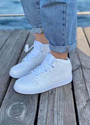 Білі високі кросівки nike air jordan 1 retro white (білі кросівки найк аір джордан розміри 36-45)