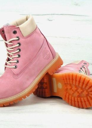 Жіночі черевики тімберленд на хутрі в рожевому кольорі2 фото