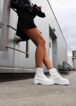 Жіночі шкіряні черевики dr martens jadon triple white (доктор мартінс жадон білі демісезонні)9 фото