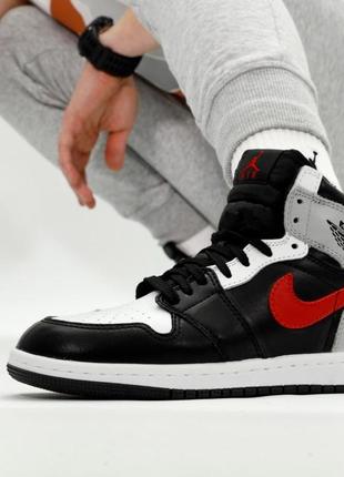 Чоловічі кросівки nike air jordan 1 high ‘university (найк эйр джордан сіро-чорного кольору(41-45))