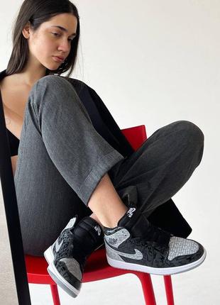 Високі баскетбольні кросівки nike air jordan 1 retro (модні сіро чорного кольору(38,42.)8 фото
