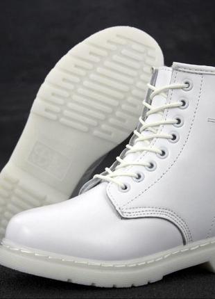 Жіночі шкіряні черевики dr martens 1460 triple white (доктор мартінс 1460 білі демісезонні)5 фото