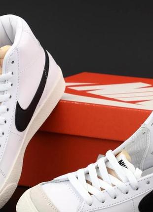 Високі шкіряні кросівки nike blazer vintage 77 mid white black (найк блейзер білі з чорним)364 фото