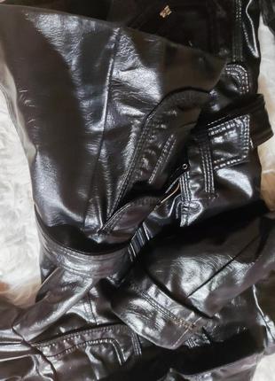 Лаковая кожаная курточка косуха р s10 фото