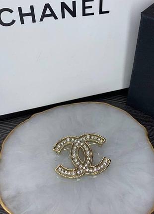 Брендовий брошка позолота цирконій перли