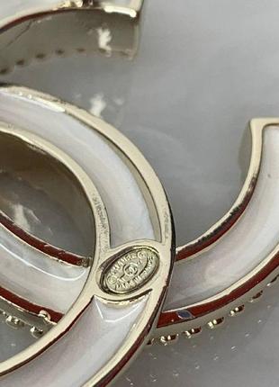 Брендовая брошка позолота серо-золотая