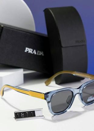 Брендовые солнцезащитные очки пластиковые, прямоугольные