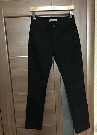 Джинсы levi’s новые