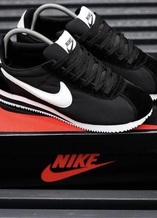 Модные мужские кроссовки nike cortez black white , кроссовки мужские найк  кортез чёрные5 фото