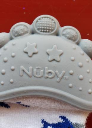 Nuby успокаивающие носочки для прорезывания зубов грызунки новорожденному малышу5 фото