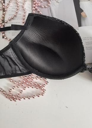 Брендовый бюстгальтер с пуш ап размера 85c