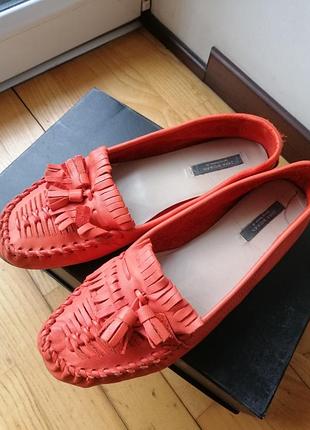 Zara жіночі мокасини