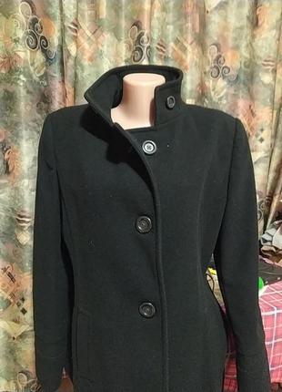 Пальто короткое, шерсть 80%<, размер 46-48